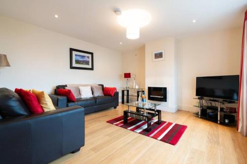 Dingle House | Steps from Main Street - Dingle