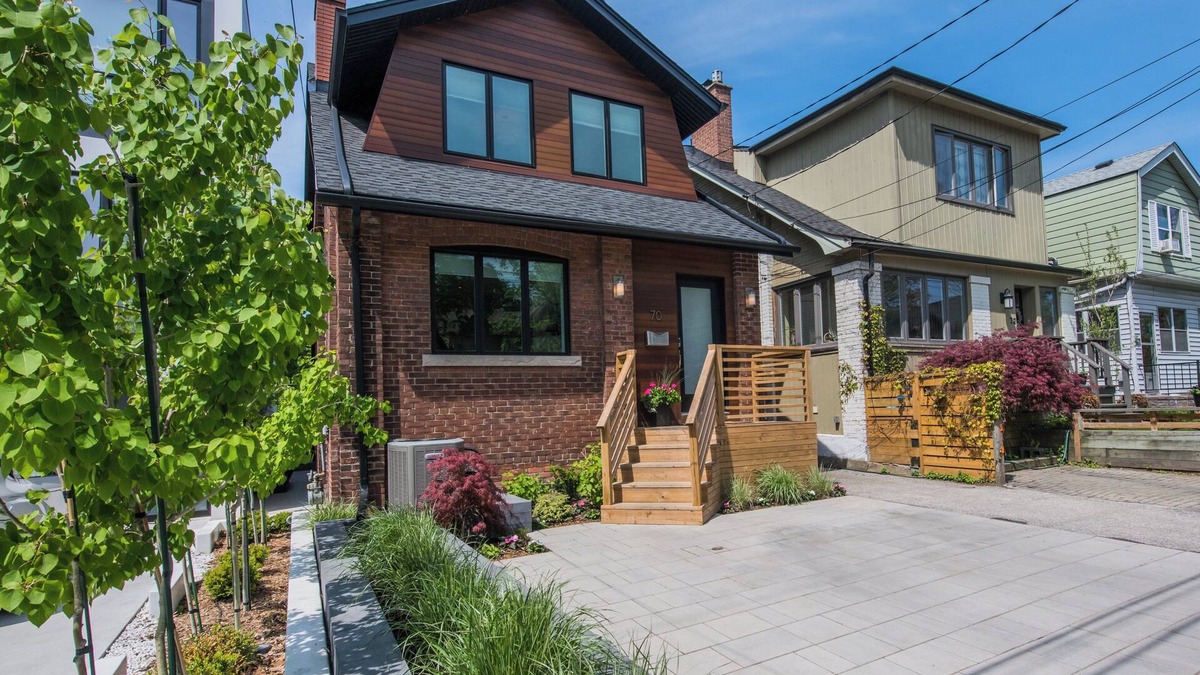 Birch Cliff House | Steps from the Beach - 3 Bedroom Home with Garage and Yard