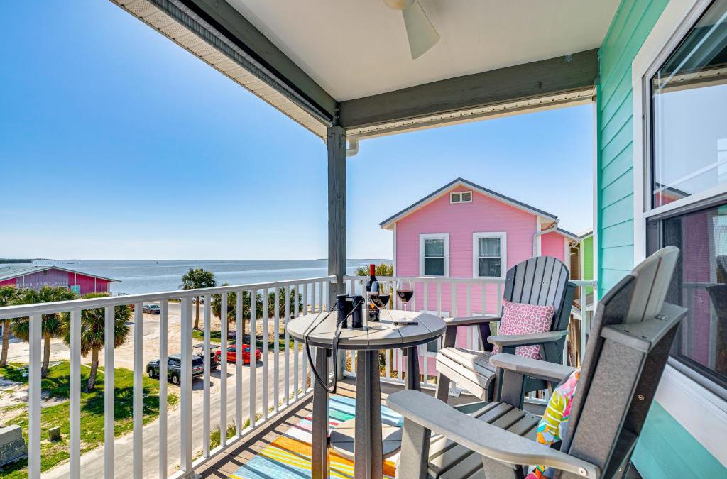 Cedar Key House | Steps to Beach Home with Sunset Views in Cedar Key!