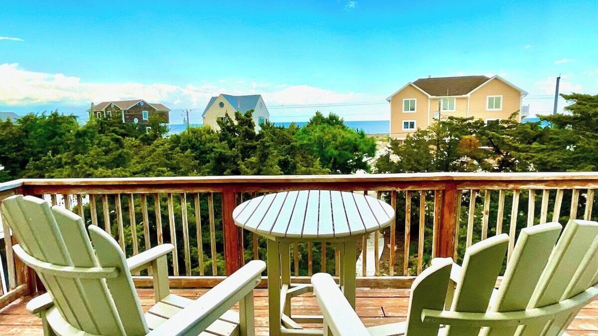 Broadkill Beach House | STEPS TO BEACH. PEACEFUL. PET-FRIENDLY. LINENS INCLUDED.