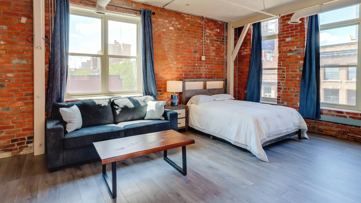 Old Market Condo | Steps to Shops & Eats: Dtwn Omaha Gem!