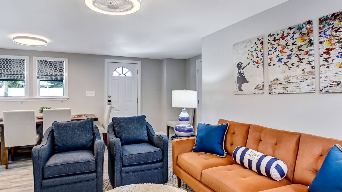 Savannah Beach Condo | Steps to the Beach | King Beds | Pool Access