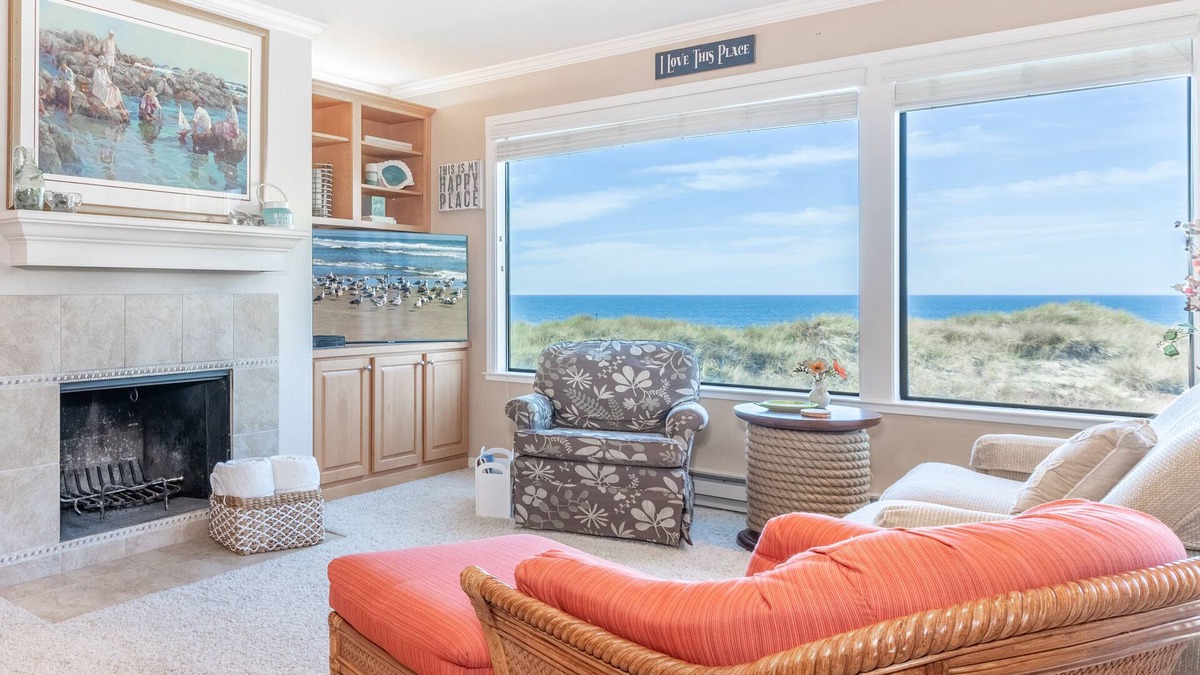Pajaro Dunes Condo | Steps to the beach! Charming Shorebird Ocean View Condo on Second Level