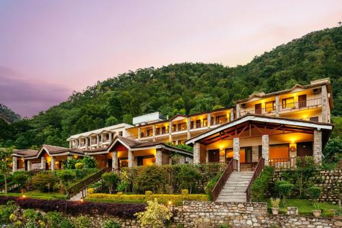 Jakh Resort | Sterling Corbett