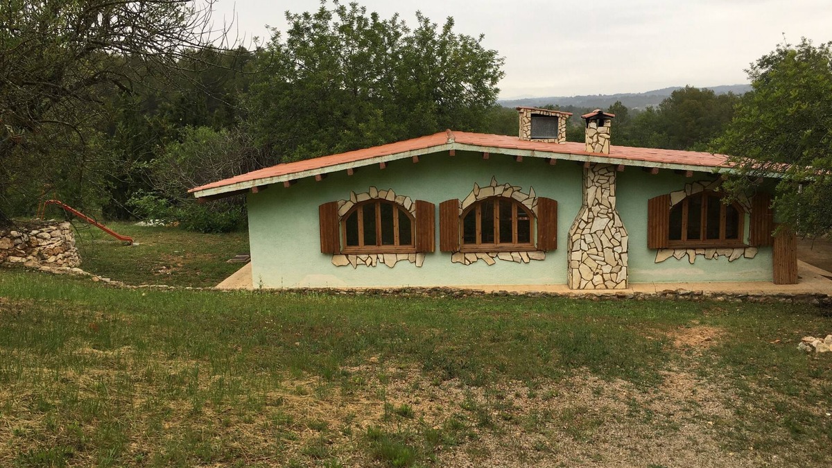 La Riera de Gaia House | Still available from August 17 to August 31! La Xaconera d' Ardenya