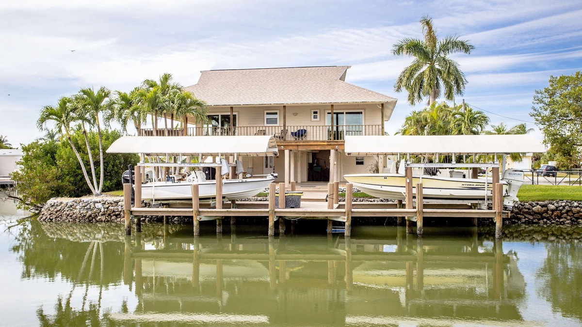 Goodland House | Stilt Home in Paradise