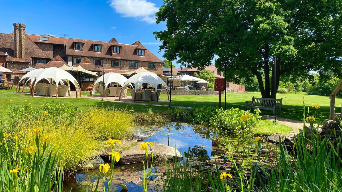 Winkfield Hotel | Stirrups Hotel