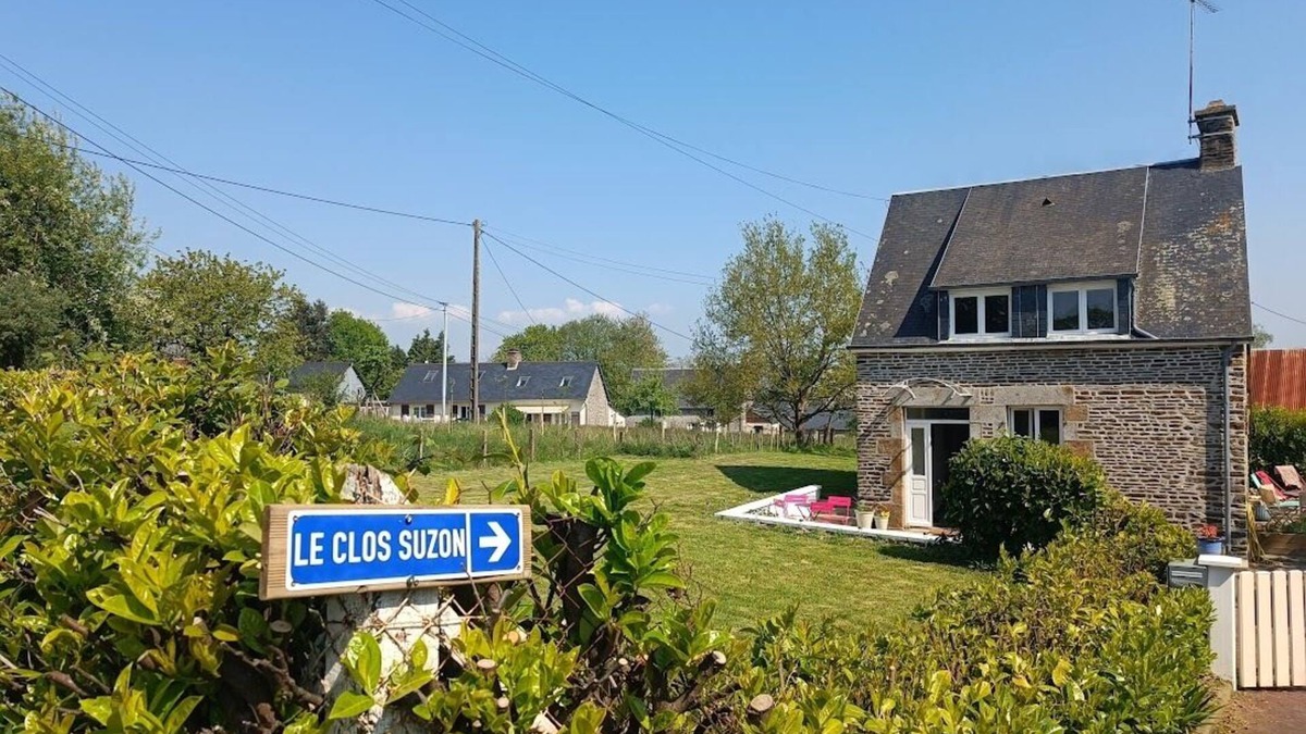 Saint-Hilaire-du-Harcouet House | Stone house 30 minutes from Mont Saint Michel between sea and forest