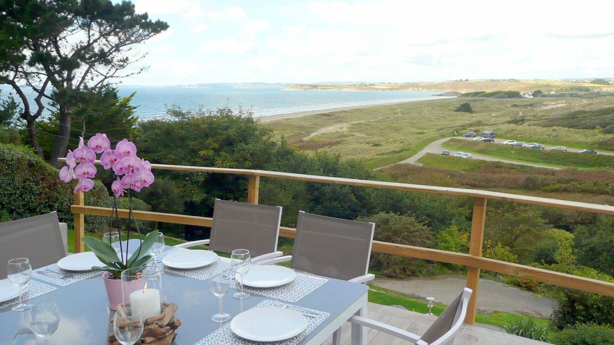Sainte-Anne-la-Palud House | Stone House in Brittany with Sea Views