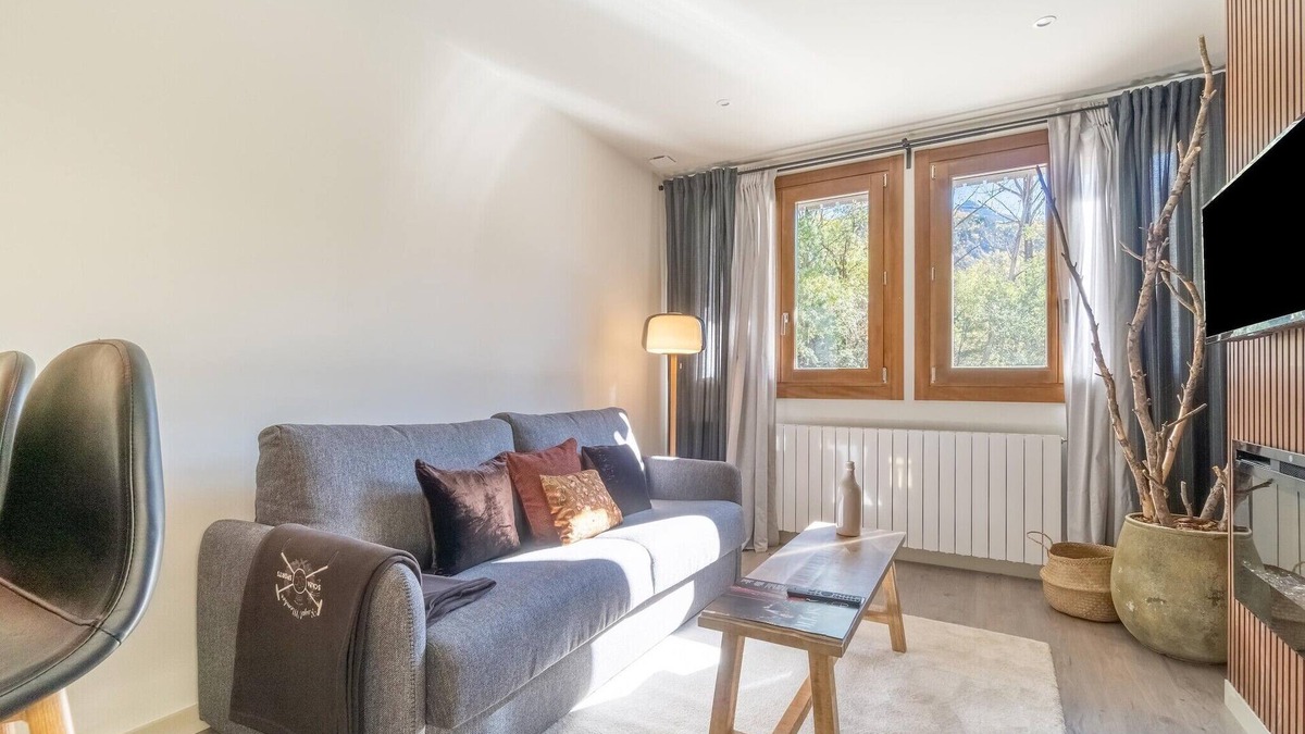 Benasque Apartment | Stone House near Cerler Ski Resort