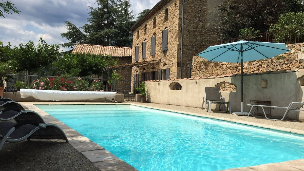 Annonay House | Stone house of character, wooded park, swimming pool, Ardèche