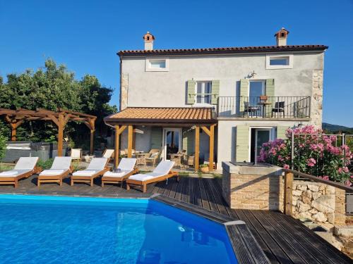 Cres Villa | Stone House Rosuja