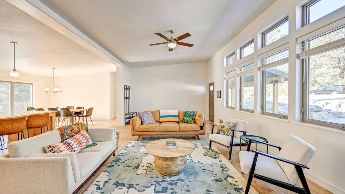 Nathrop Apartment | Stone`s Throw Retreat