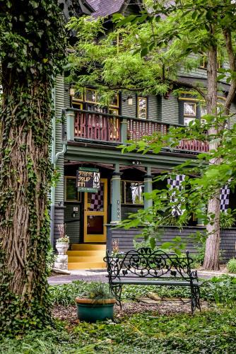 Old Northside Hotel | Stone Soup Inn