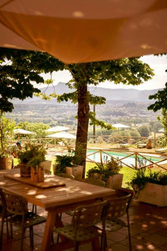 Poppi House | Stone Villa With Panoramic Pool