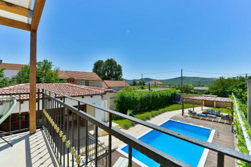 Galovac Villa | Stone villa with pool
