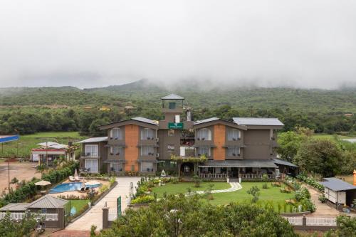 Amboli Hotel | Stone Wood Hotel Amboli