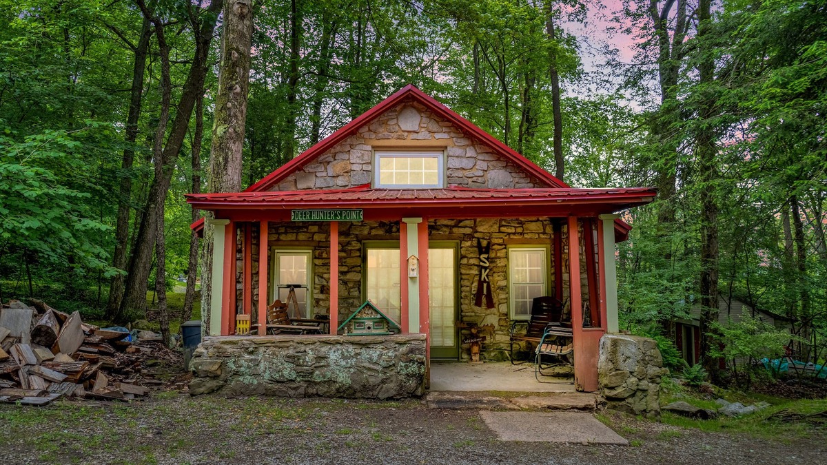 Jefferson Township Cabin | StoneCliff Seven Springs/Hidden Valley Cabin Rental
