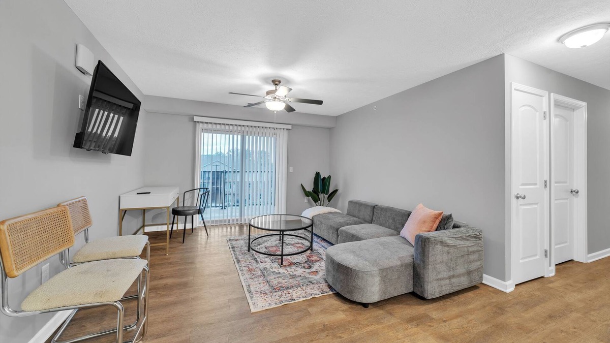 New Albany Apartment | Stonecrest 910, 2Bd Apt I Free Parking I Pool