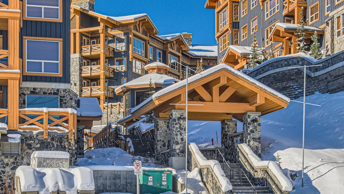 Big White Ski Resort Resort | Stonegate Resort by Okanagan Premier