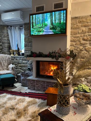 Konakia House | Stonehouse Karidis
