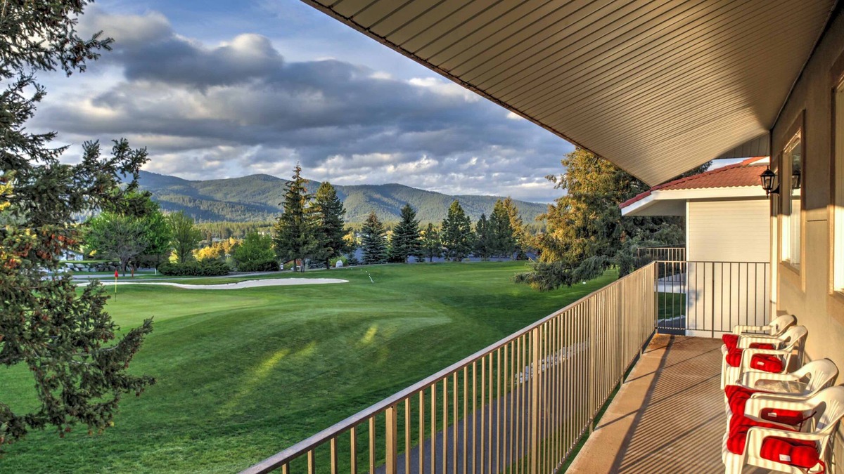 Blanchard Condo | StoneRidge Golf Condo w/ Pool Access + Mtn Views!