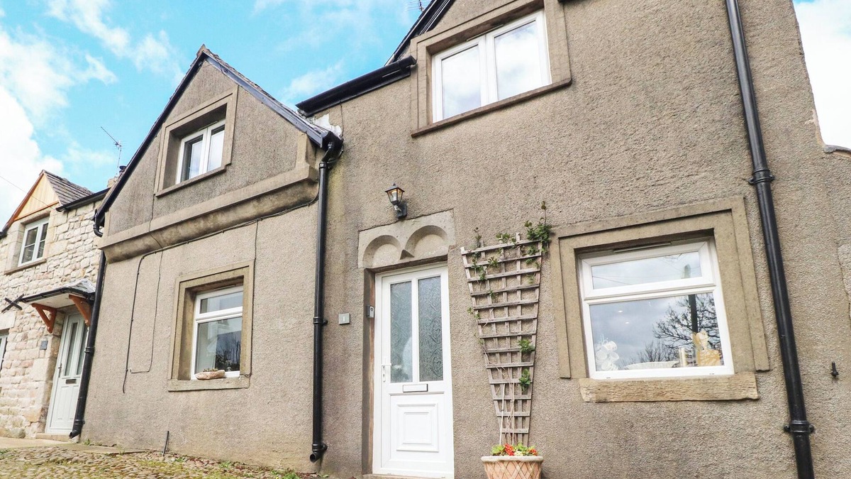 Conder Green Cottage | STORK COTTAGE, pet friendly, with open fire in Glasson