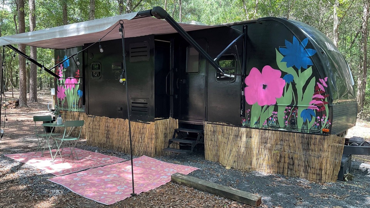 Hopkins House | Storms passing luxurious RV