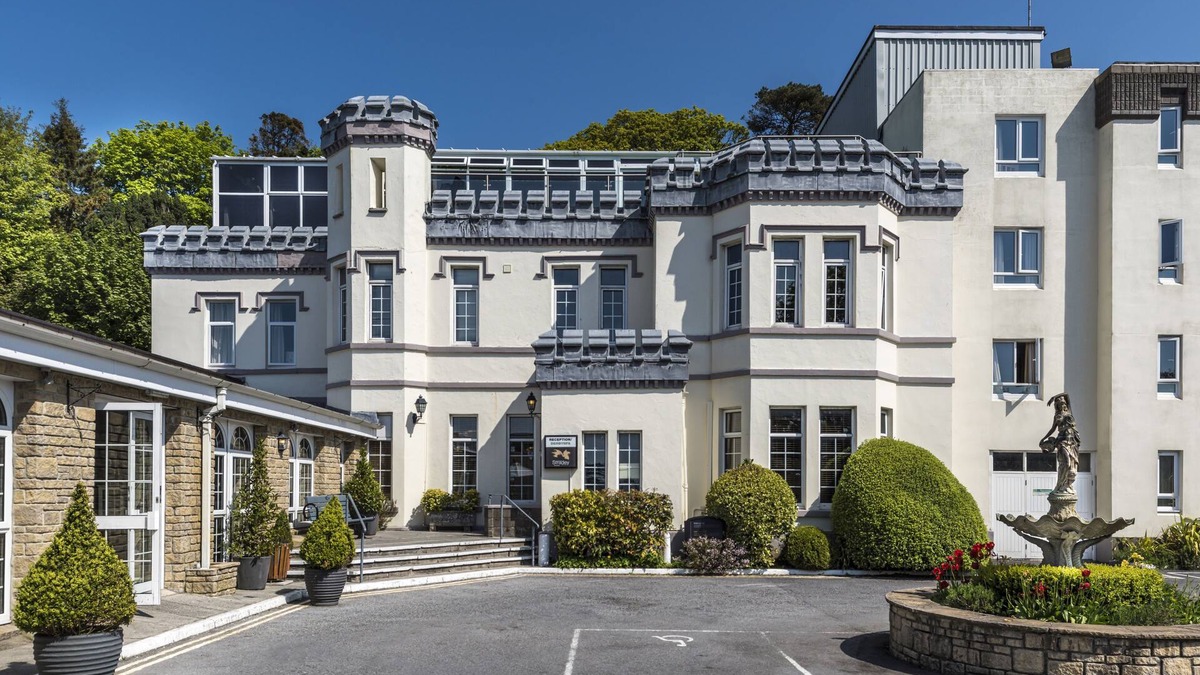 Llanelli Hotel | Stradey Park Hotel
