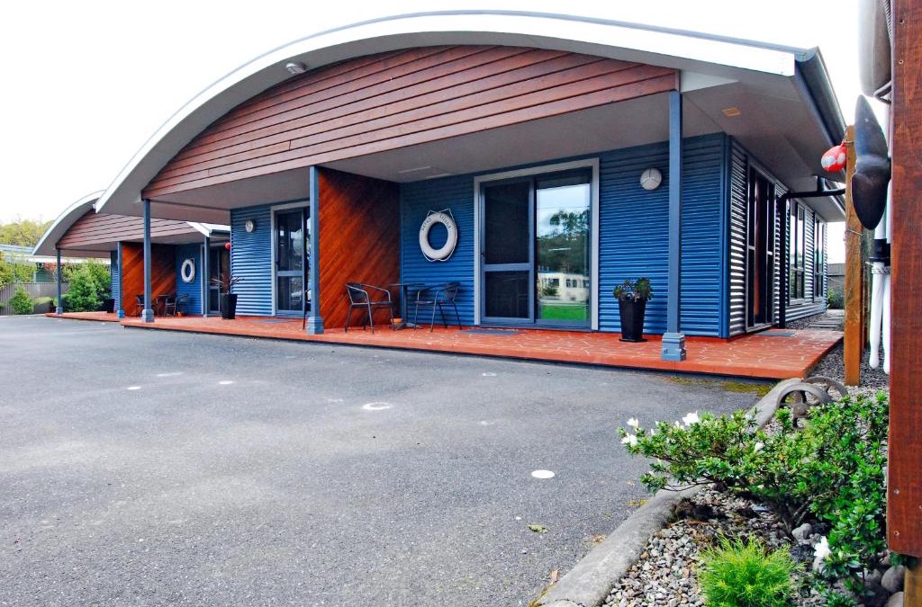 Strahan Apartment | Strahan Bungalows