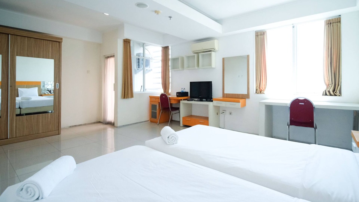 Siwalankerto Apartment | Strategic Studio Apartment At High Point Serviced