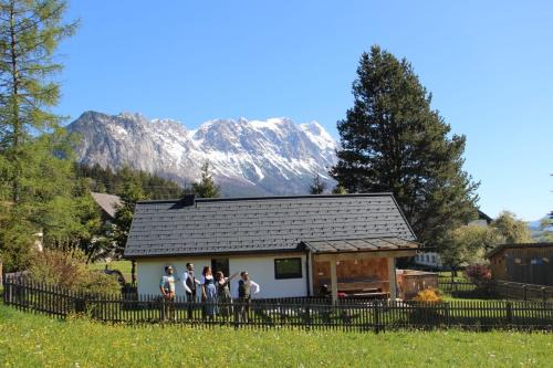 Oberlengdorf House | Strausshaus