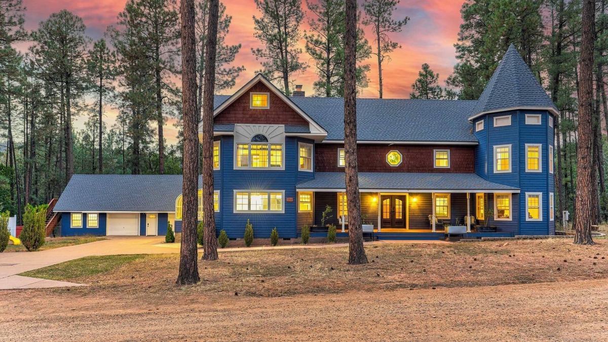 Strawberry House | Strawberry Pines Retreat