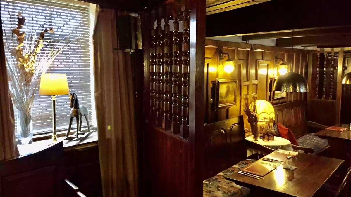 Hayton Hotel | String of Horses