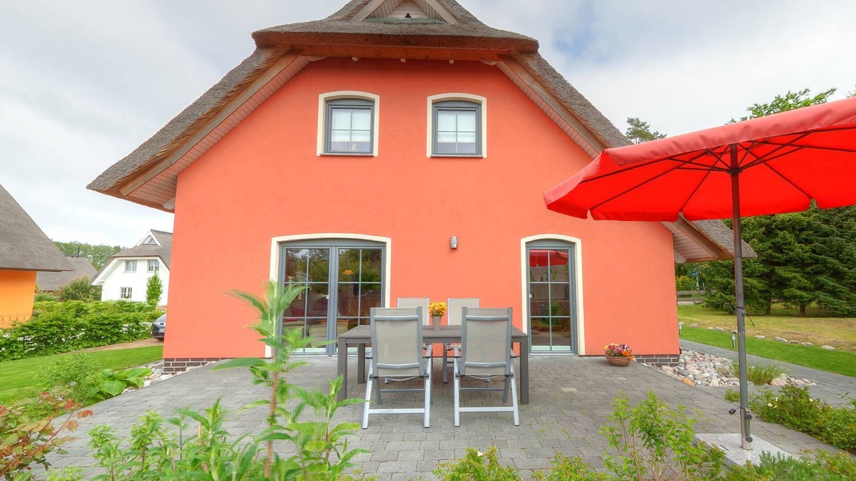 Stubbenfelde Apartment | Stubbenfelde, Reetdachhaus Seeblick - Stubbenfelde - Holiday home Seeblick