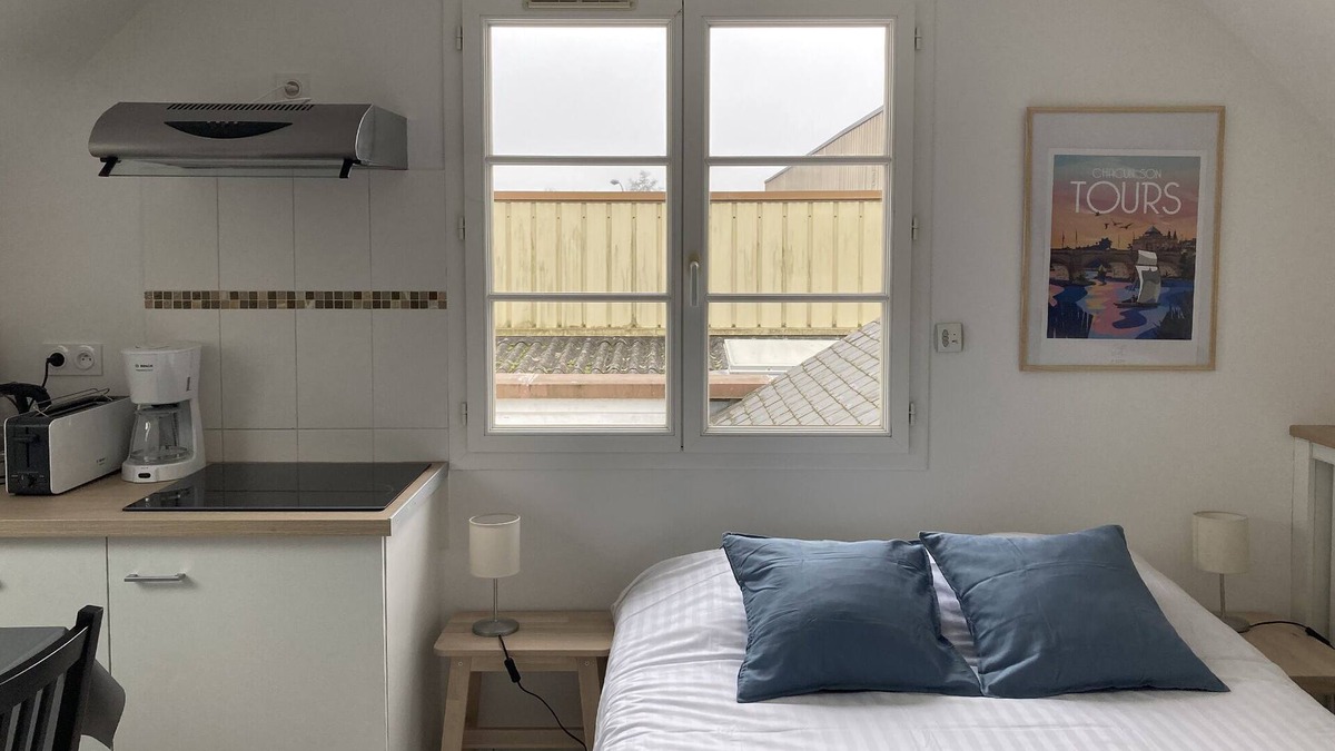 La Riche Apartment | Studio, 15 m2. Upstairs-level. Garden-level