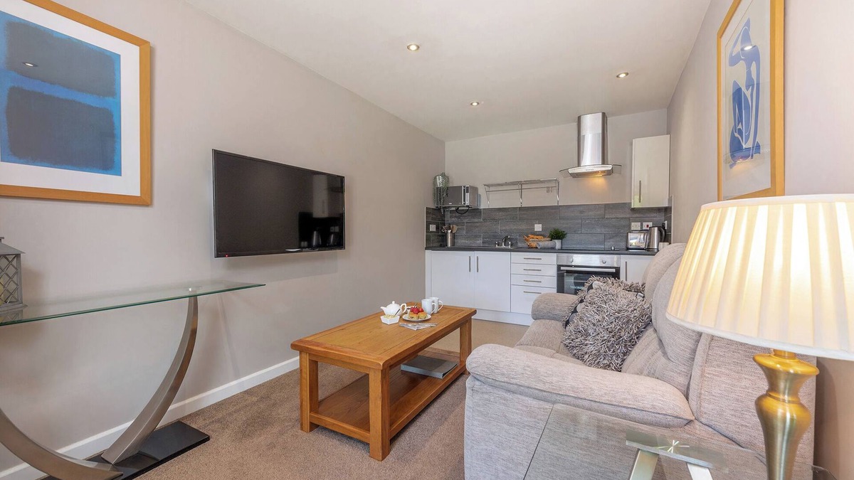 Netley Apartment | Studio 3 - Ground floor self catering fully equipped studio with patio area