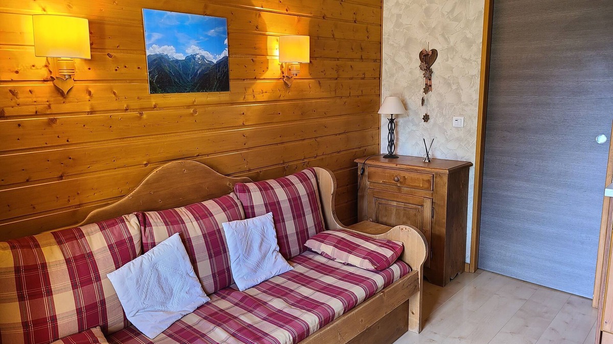 Les Deux Alpes Apartment | Studio 4/6pers, Terrasse, Jardinet, vue Imprenable sur la Muselle.50m des Pistes