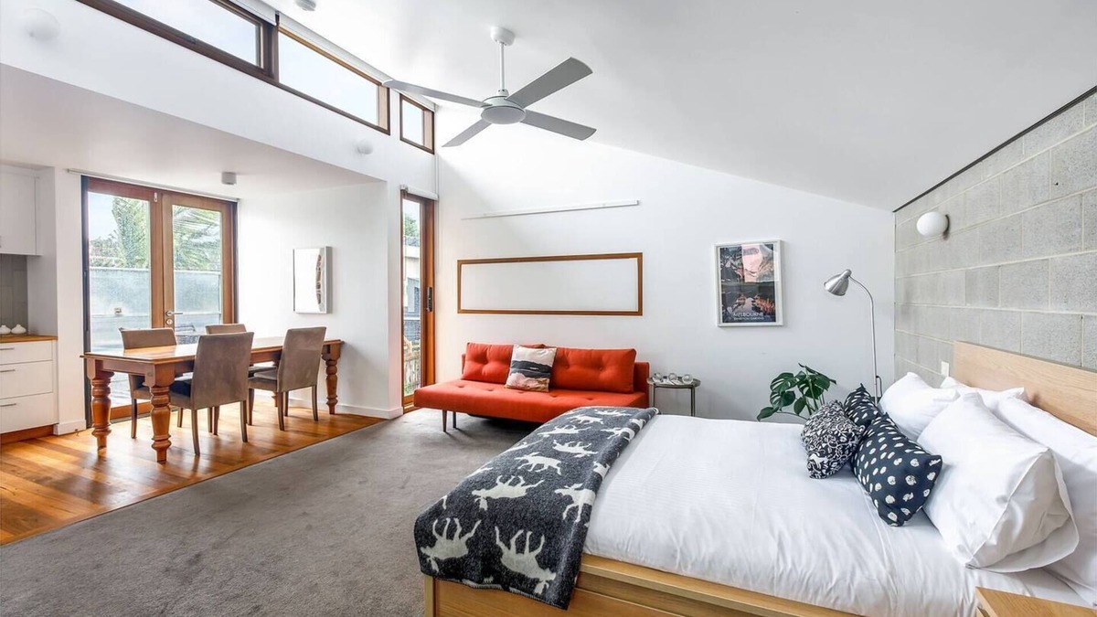 Fitzroy North Apartment | Studio 43 Vintage Warehouse Vibes in Fitzroy North