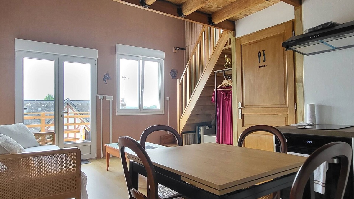 Le Trait Apartment | Studio 5 - Duplex 45m2 with all comforts. 8m2 terrace with garden furniture.