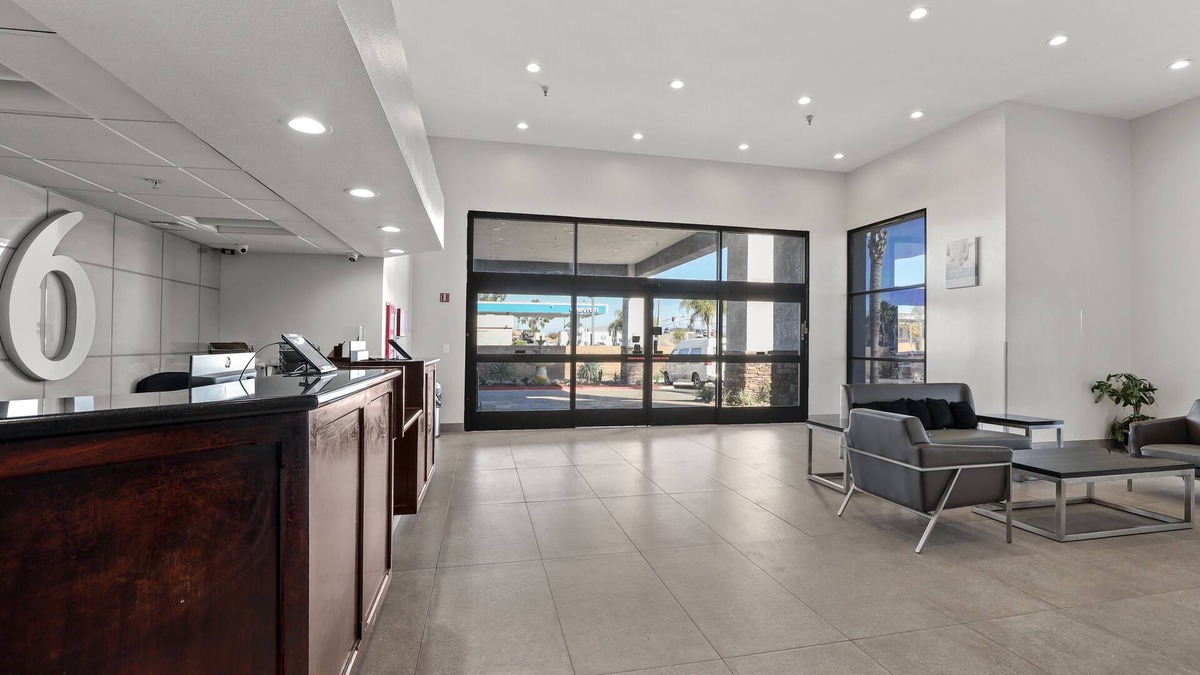 Eastside Hotel | Studio 6 Suites Perris, CA