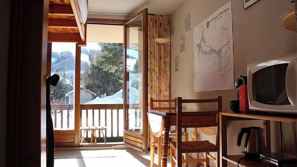 Saint-Etienne-de-Tinee Apartment | Studio Auron - Hailstones