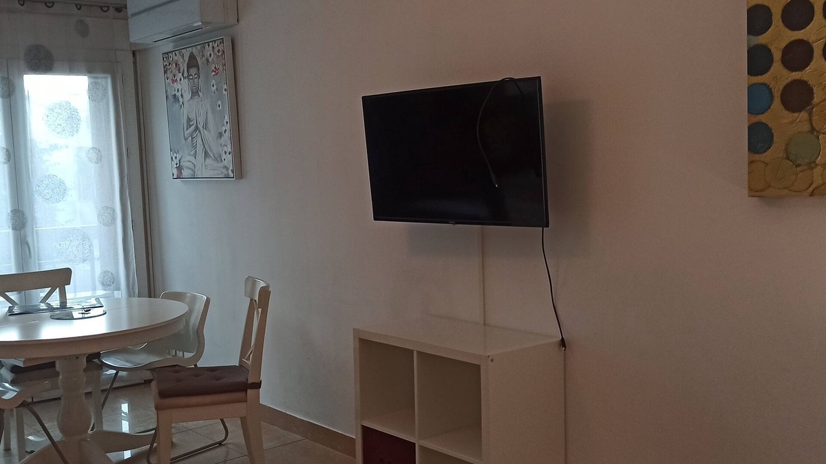Lemasson Apartment | Studio Agreable Très Proche du Centre de Ville et Moyen de Transport