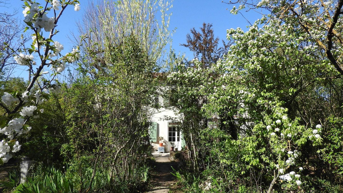 Grand Sud Apartment | STUDIO Aix 30 m² English garden, near the center and river Arc