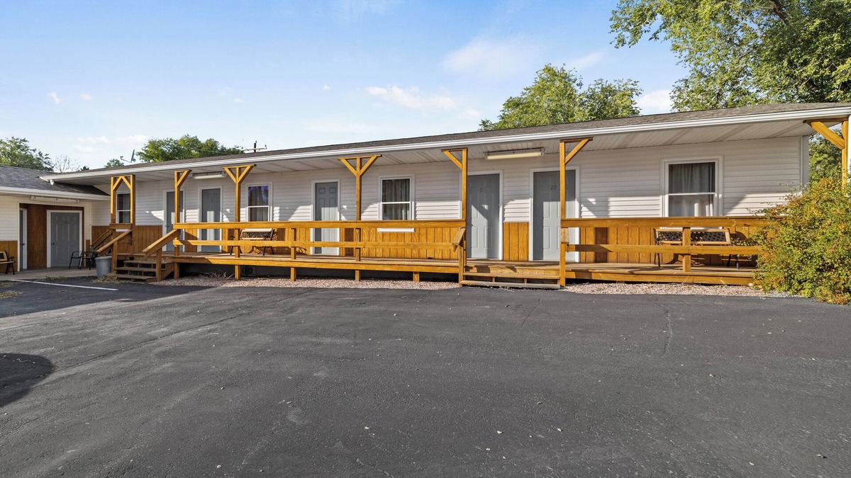 Moorcroft Apartment | Studio Apartment #3 In Moorcroft Wyoming Located Near Keyhole Lake
