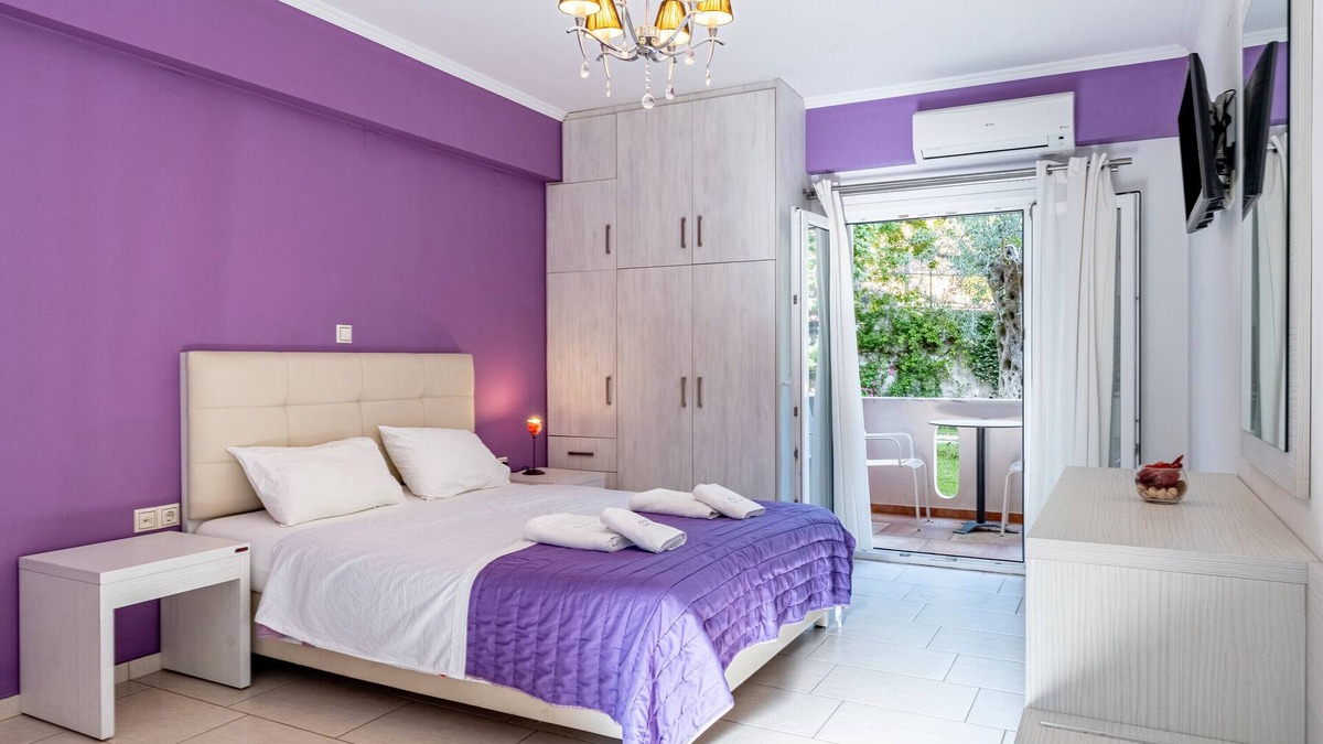 Anthousa Apartment | Studio Apartment 'Deluxe 2 Adults - E' with Shared Terrace, Wi-Fi and Air Conditioning