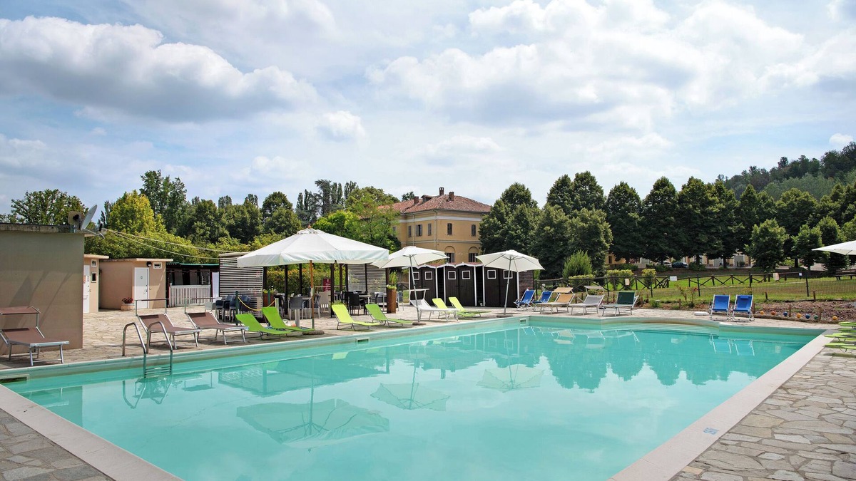 Cardona Apartment | Studio Apartment 'Dimora Il Feudo Apt 20' with Shared Pool, Wi-Fi and Air Conditioning