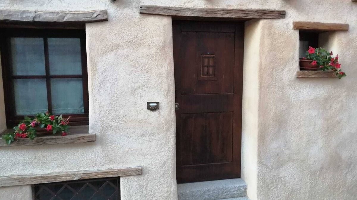 Fonni House | Studio apartment for exclusive use on 2 levels
