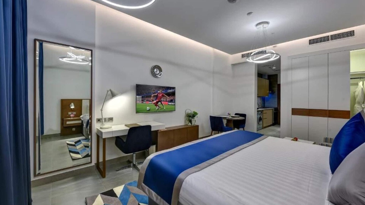 Dubai Investment Park House | Studio Apartment In DIP By Luxury Bookings