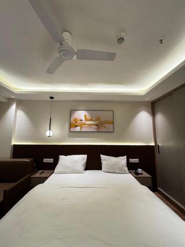 Jaypee Greens Apartment | Studio apartment in greater Noida